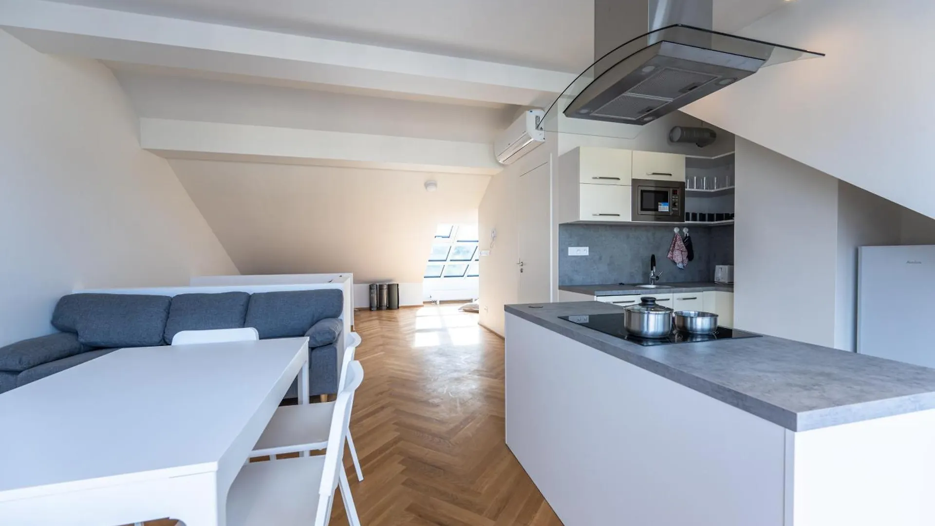 Apartments Seifertova Praha